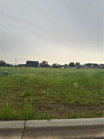 405 Dutton CT, Barling, AR 72923
