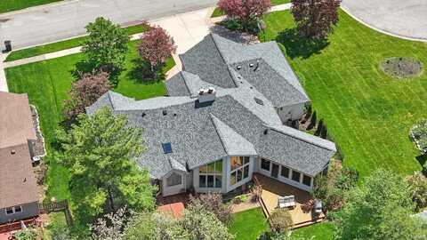 414 Blue Cliff Place, Fort Wayne, IN 46804