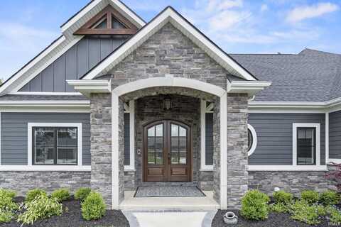 18058 Tullymore Lane, Leo, IN 46765