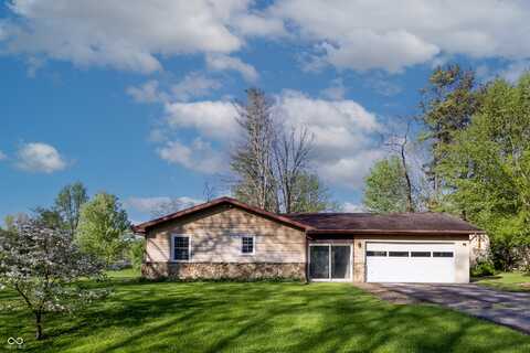 15770 E Lake Shore Drive N, Hope, IN 47246