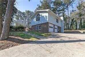 1038 Seven Springs Circle, Marietta, GA 30068