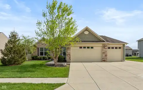 131 Stamford Drive, Pittsboro, IN 46167