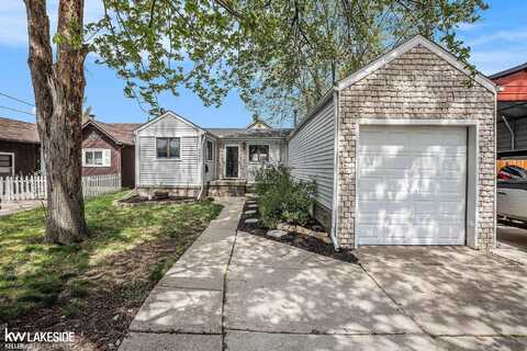 22427 E 10 Mile, Saint Clair Shores, MI 48080