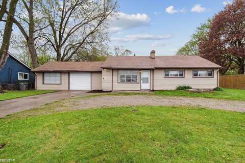 37928 S Groesbeck, Clinton Township, MI 48036