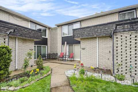8208 Karam, Warren, MI 48093