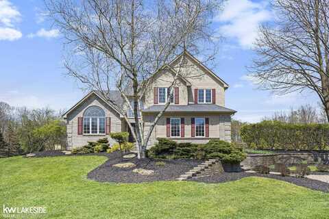 1543 Low Wood Trl, Leonard, MI 48367