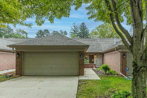 51134 Courtyard, Chesterfield Twp, MI 48047