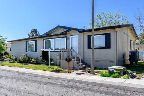 20751 Livengood Way, Bend, OR 97701