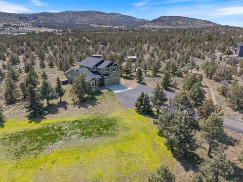 9444 SW Copper Road, Powell Butte, OR 97753