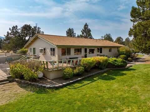501 NW 103rd Street, Redmond, OR 97756