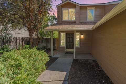 3018 NE Rock Chuck Drive, Bend, OR 97701