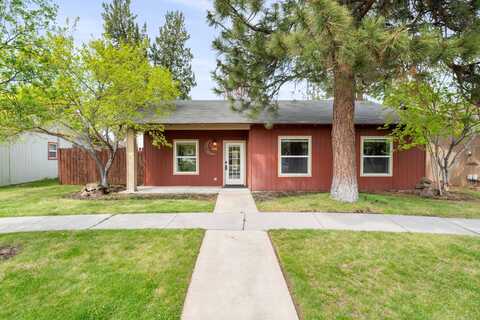 61161 Larkspur Loop, Bend, OR 97702