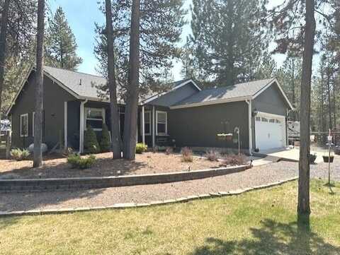 52748 Golden Astor Road, La Pine, OR 97739