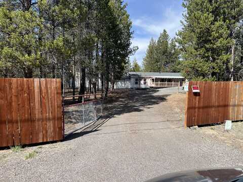 16540 William Foss Road, La Pine, OR 97739