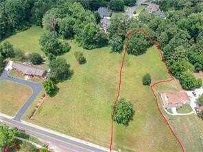 4897 Arcado Road SW, Lilburn, GA 30047