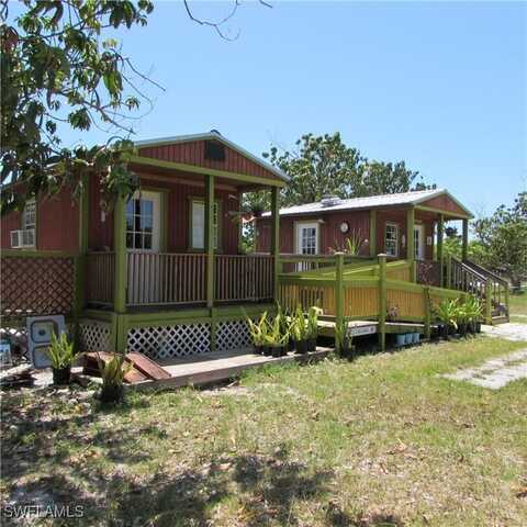 7127 Pineland Road, Bokeelia, FL 33922