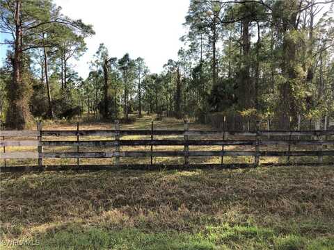 4520 45th Avenue NE, Naples, FL 34120