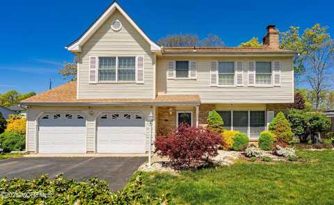 8 Independence Way, Howell, NJ 07731