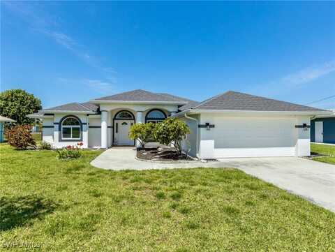 3902 SE 13th Avenue, Cape Coral, FL 33904