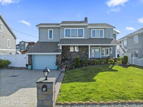15 Wilkins Road, Toms River, NJ 08753