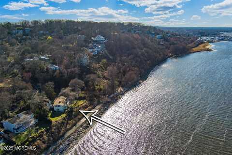2 Bayside Drive, Atlantic Highlands, NJ 07716