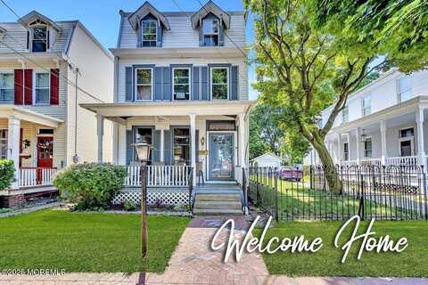 422 Locust Avenue, Burlington City, NJ 08016