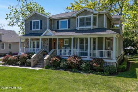 8 Monmouth Avenue, Rumson, NJ 07760