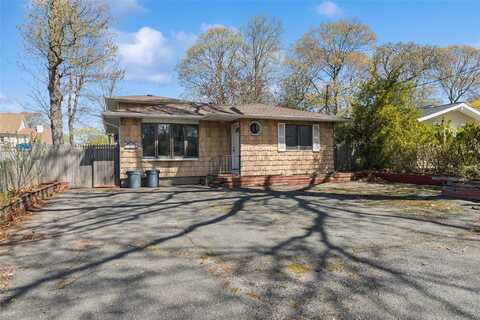 103 Baybright Drive E, Shirley, NY 11967