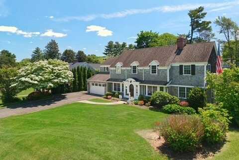 52 Northwoods Road, Manhasset, NY 11030
