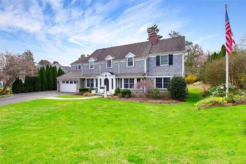 52 Northwoods Road, Manhasset, NY 11030