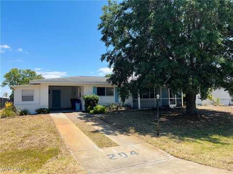 204 Norwich Avenue, Lehigh Acres, FL 33936