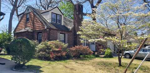 423 Coolidge Street, West Hempstead, NY 11552