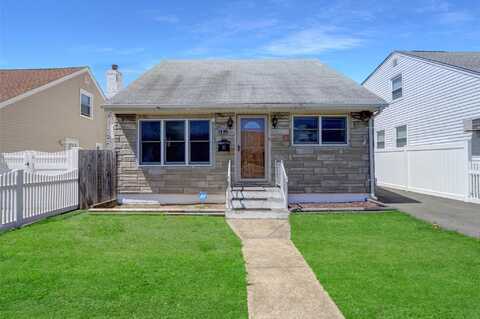 14-46 142 Street, Whitestone, NY 11357
