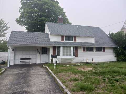 267 Elm Drive S, Levittown, NY 11756