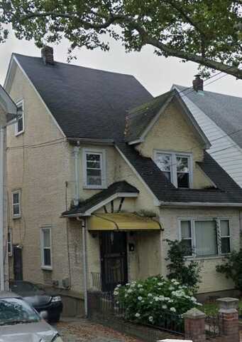104-35 198th Street, Saint Albans, NY 11412