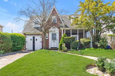 444 W Olive Street, Long Beach, NY 11561