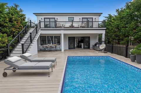 260 Wilmot Road, Ocean Beach, NY 11770