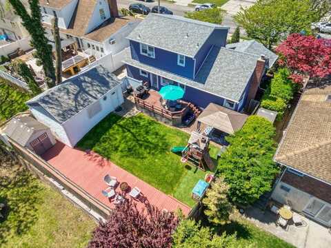 197 Doris Avenue, Franklin Square, NY 11010