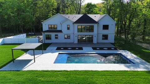 412 Mill River Road, Oyster Bay, NY 11771
