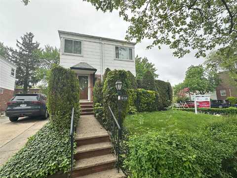 6759 197th Street, Fresh Meadows, NY 11365