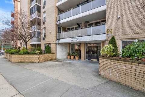 142-20 84th Drive, Briarwood, NY 11435