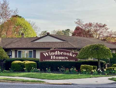 33 Feller Drive, Central Islip, NY 11722
