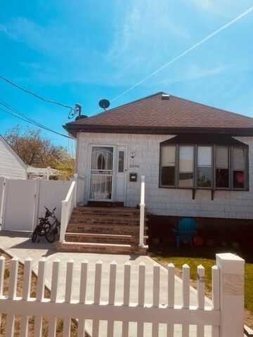 2696 ALDER Road W, Bellmore, NY 11710