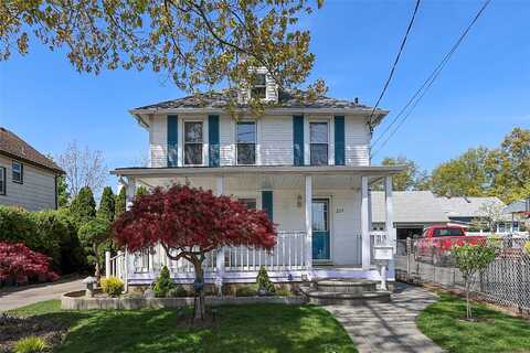 237 Fulton Street, Westbury, NY 11590