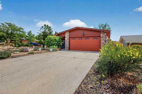 12120 Phoenix Avenue NE, Albuquerque, NM 87112