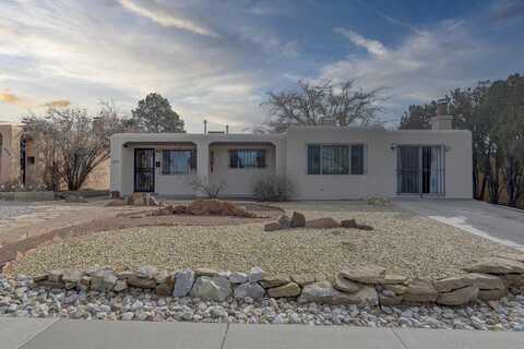 10124 NORMAN Avenue NE, Albuquerque, NM 87112