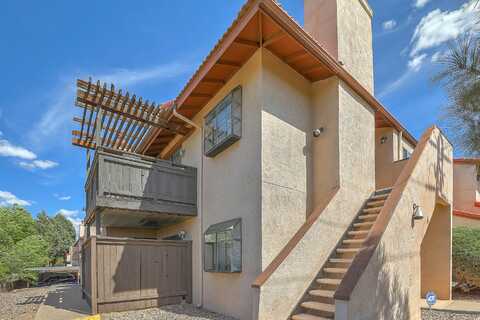6095 McKinney Drive NE, Albuquerque, NM 87109