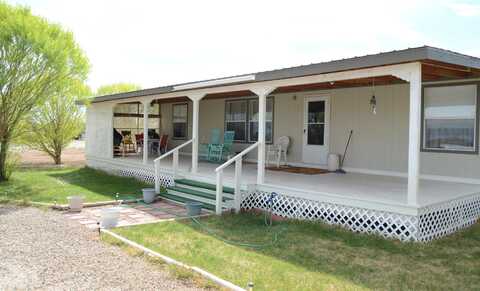 8 KARAH Lane, Estancia, NM 87016
