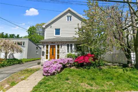 3 Franklin Road, Great Neck, NY 11024