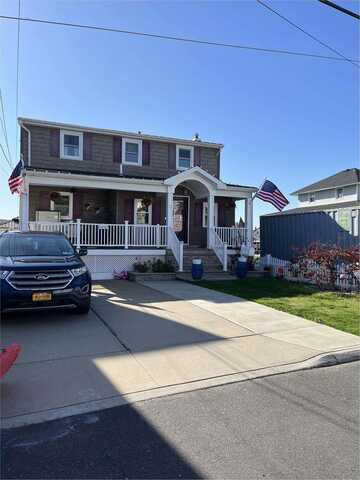 11 East Avenue, Lawrence, NY 11559
